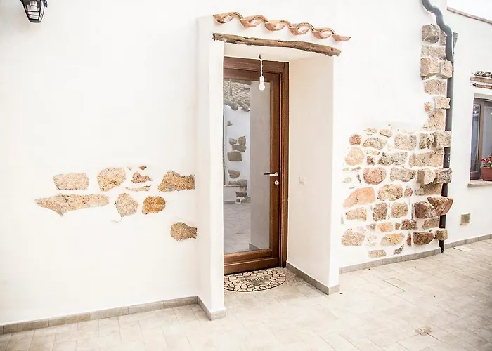 La Piazzetta * 洛特佐莱